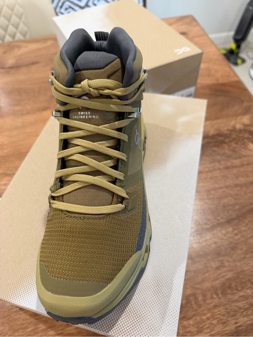 On Running Men's Mid-Top Trail Shoe in Olive Green